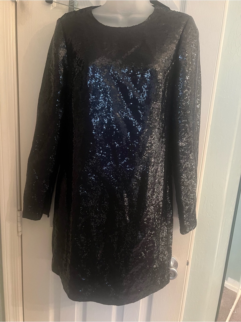 DVF sequin mini dress black size 6